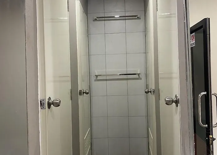 Hide Hostel