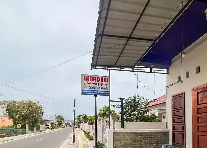 Reddoorz Syariah At Jalan Rj Junjungan Lubis Pandan