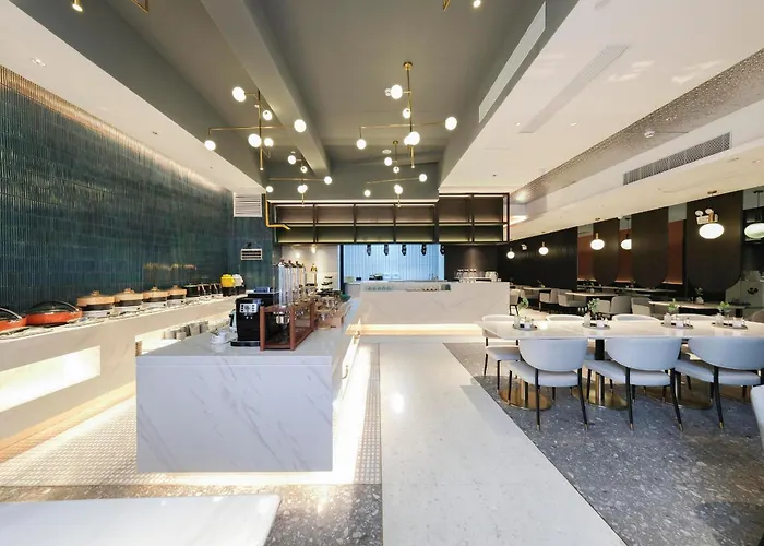 Atour Hotel Luoyang Yingtianmen