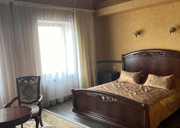 Maximus Hotel
