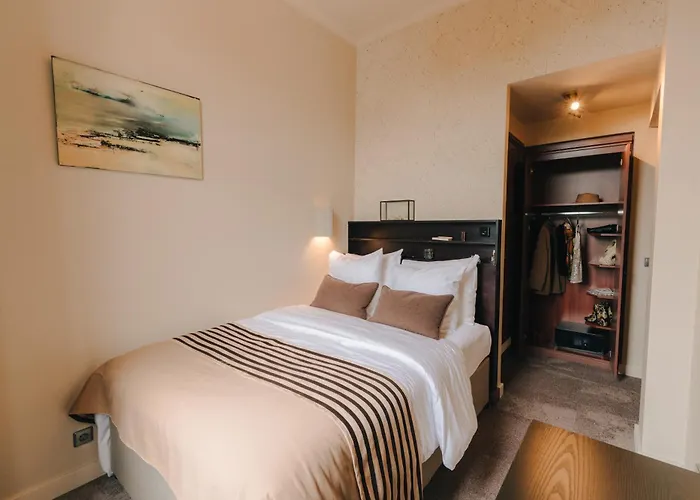Hotel Omega