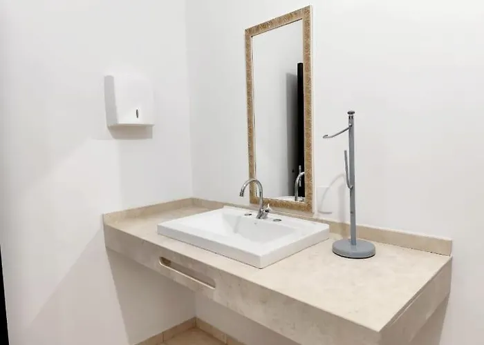 Ferdin Hostel e Pousada