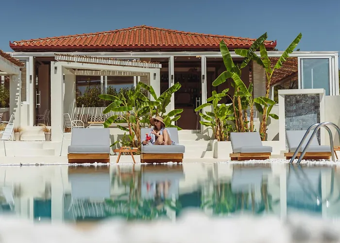 Two Bedroom Apartment At Ampelia Hotel Kassandra