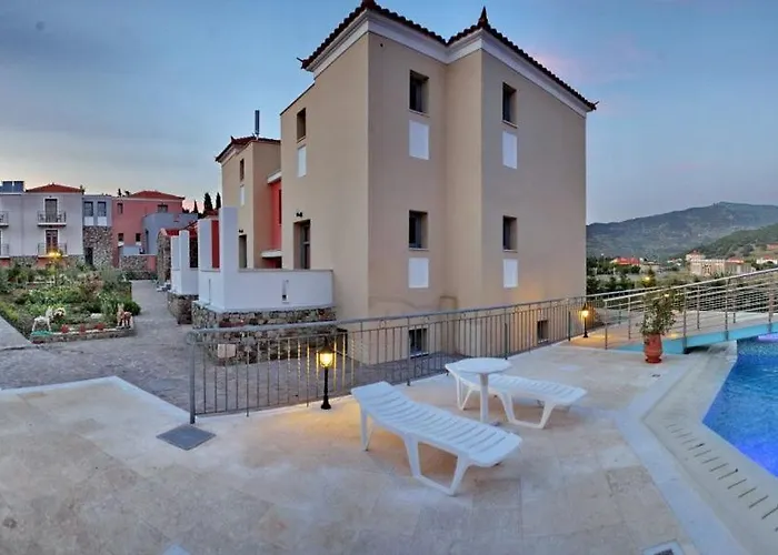 Theofilos Superior Hotel