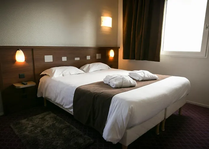 Brit Hotel Rennes Le Castel