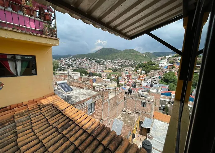 Hostal Casa De Dante