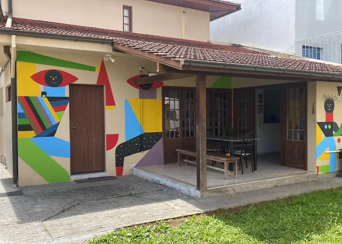 Neighbor.Hub Hostel & Coliving Floripa