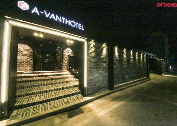 Hotel Avant
