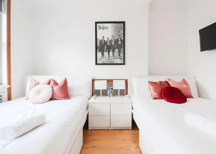 Chelsea Rooms