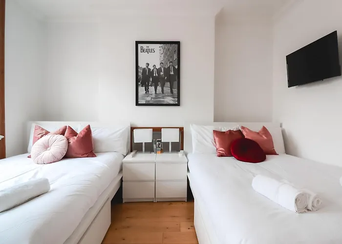 Chelsea Rooms