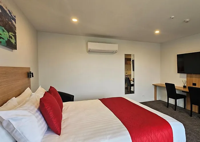 Alps Motel & Apartments