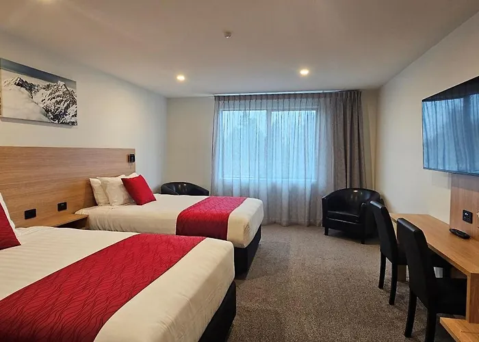 Alps Motel & Apartments