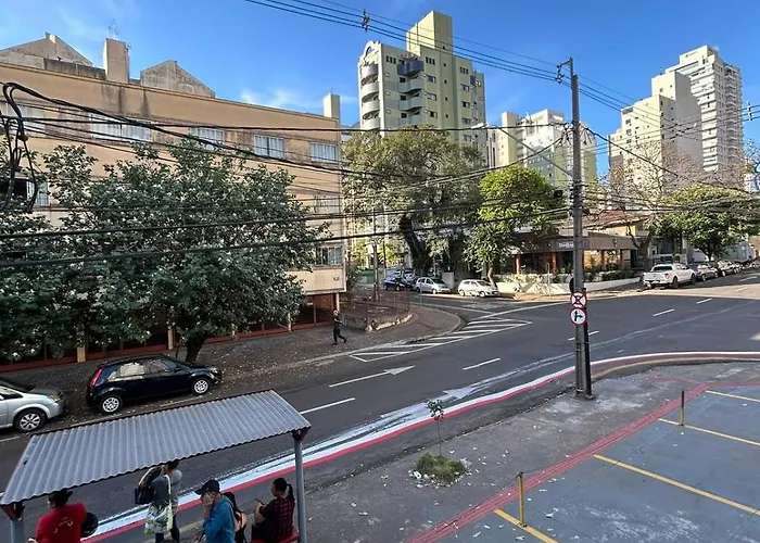 Apartamento No Centro De Londrina