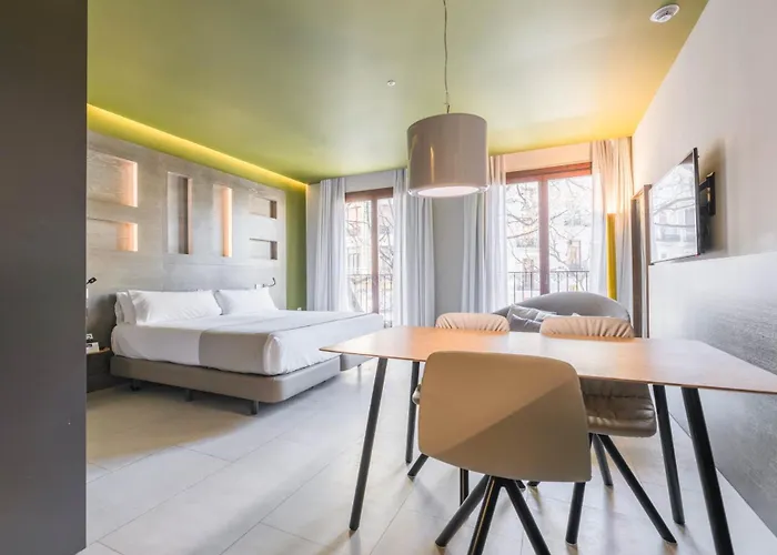 Plaza Mercado By Myr Hotels
