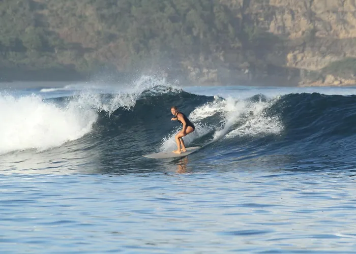 Tata Surf Hostel