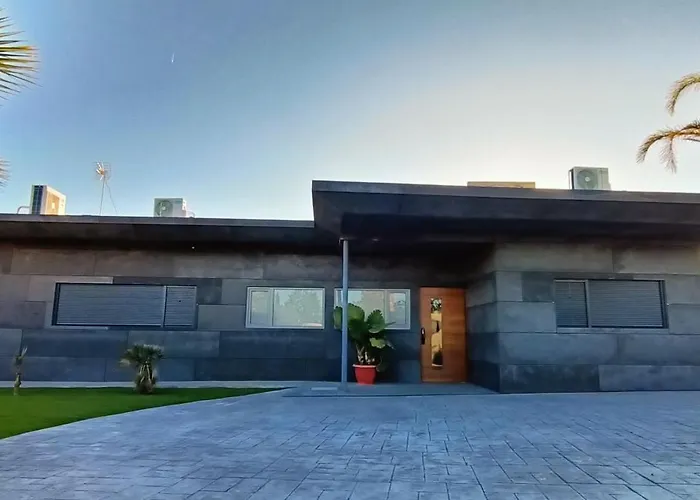 The Blue Diamond Villa-25Min To Valencia