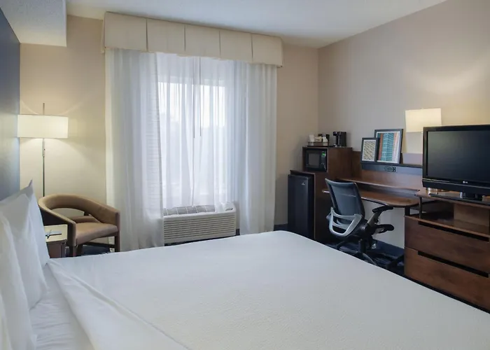 Fairfield Inn & Suites By Marriott Dayton Troy