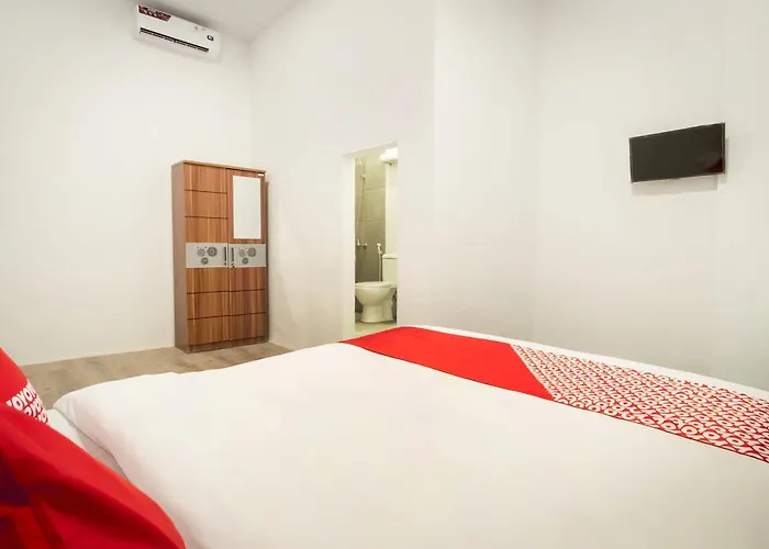 Hotel O Metropolitan Homestay Near Komplek Asia Megamas Medan