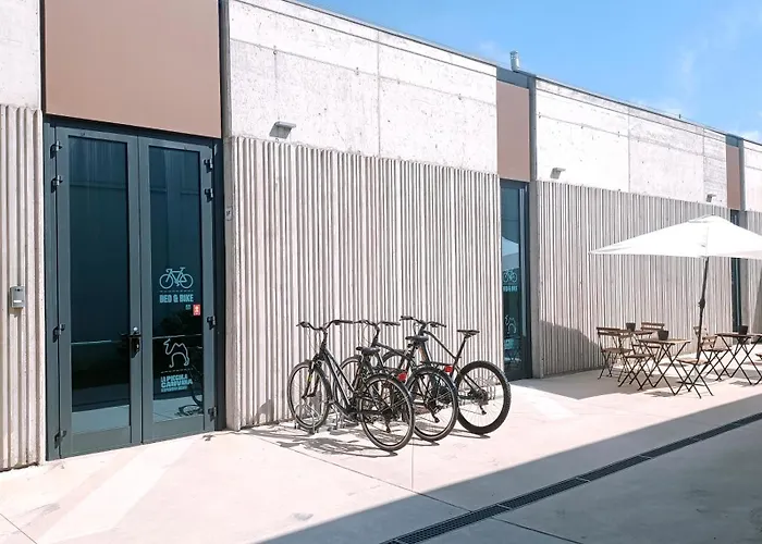Bed&Bike Hostel