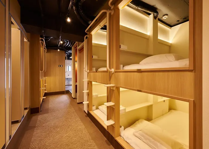 Capsule Hotel Continue Nijojokita