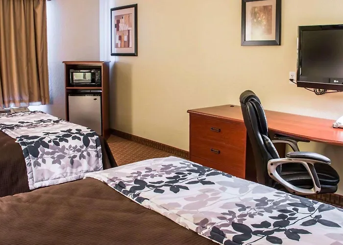 Sleep Inn & Suites At Six Flags San Antonio