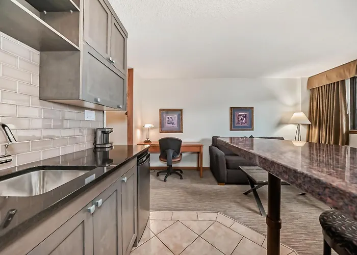 Jasper Inn & Suites By Innhotels