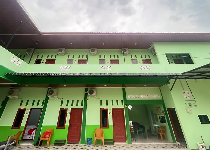Reddoorz Near Kantor Bupati Tapanuli Tengah Aek Tolang