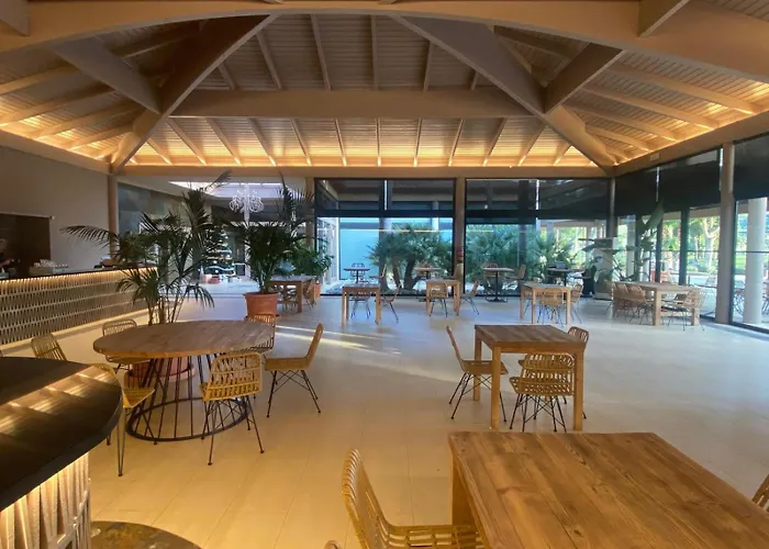 El Plantio Golf Resort