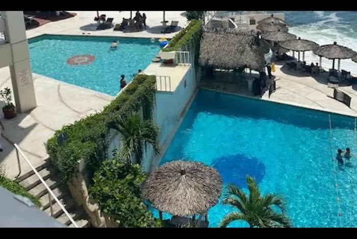 Torres Gemelas Acapulco