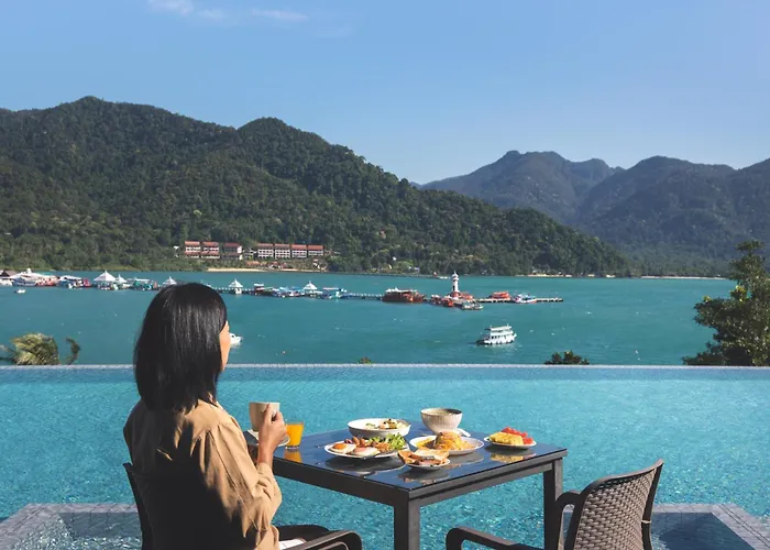 Bhuvarin Resort