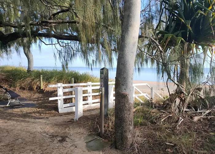 Shelly Beach Motel
