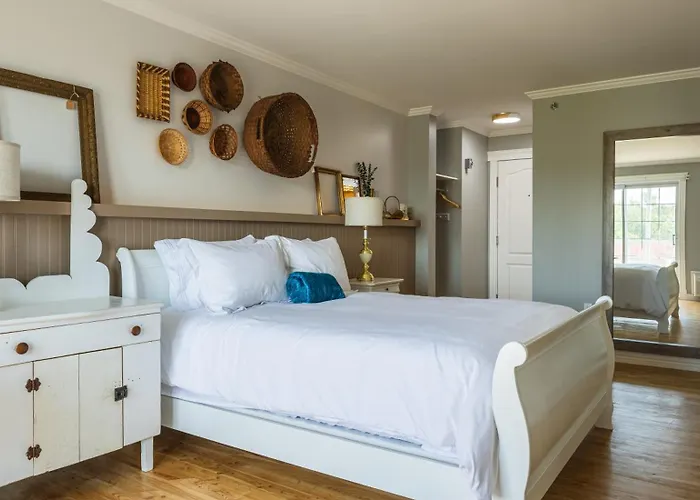 Malia Spa And Resort Inc