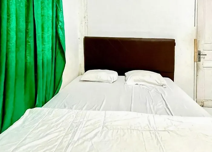 Fazira Homestay Syariah Redpartner Pandan