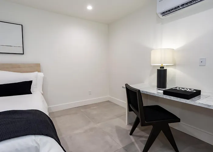 Hotel Bayit Modesto Salida