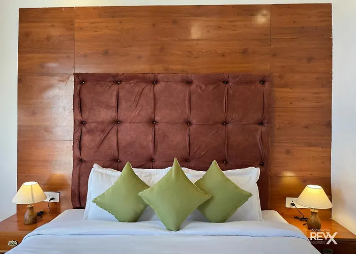 Hotel Wraveler Inn Mussoorie
