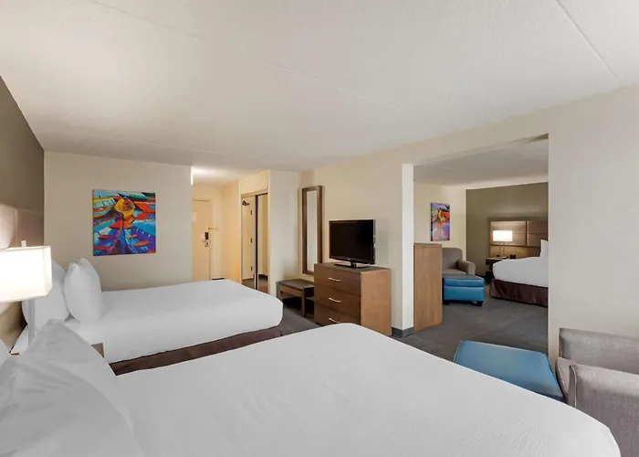 Best Western Plus Toronto Airport Hotel