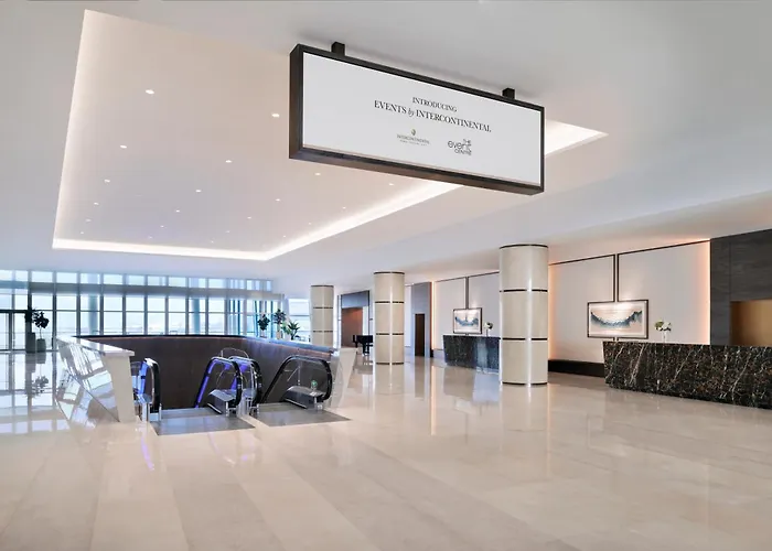 Crowne Plaza Dubai Festival City
