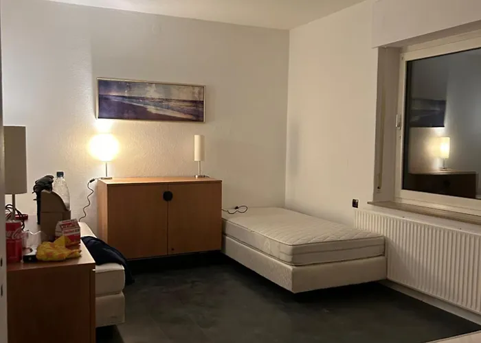 Schoene Monteurzimmer In Ruhiger Lage!