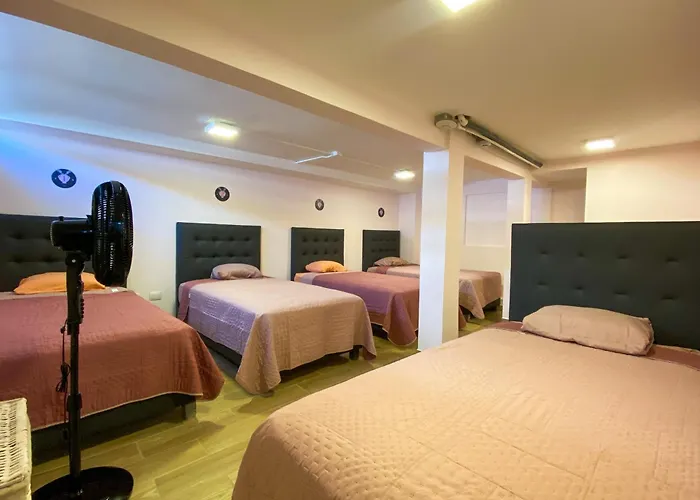 Casa Pandora Hostel Women Only