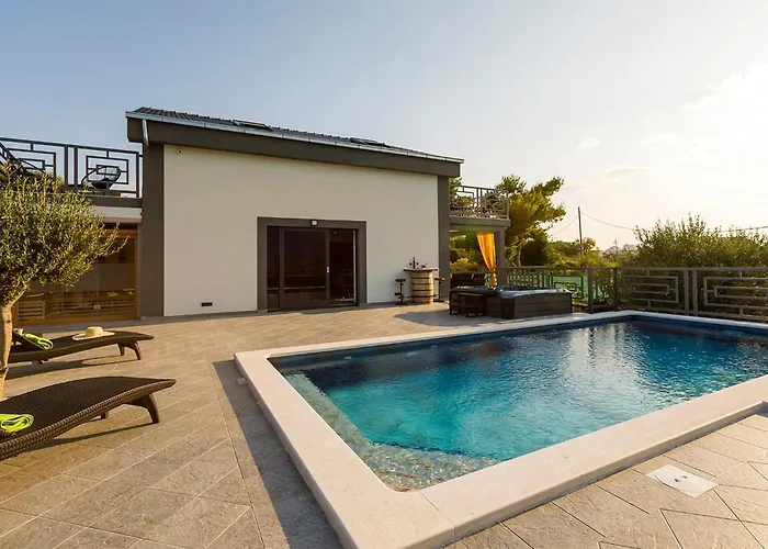 Amazing Home In Split With Sauna
