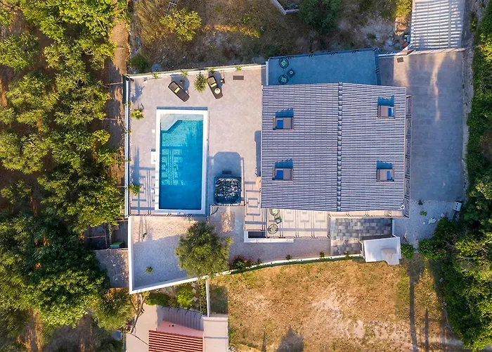 Amazing Home In Split With Sauna
