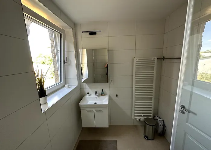 Helfant Luxembourg Deluxe Double Room 4
