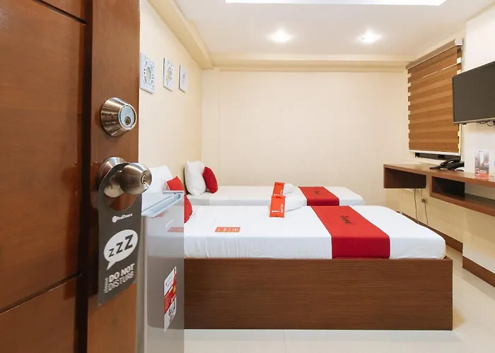 Reddoorz Plus Near Uptown Bgc Mall