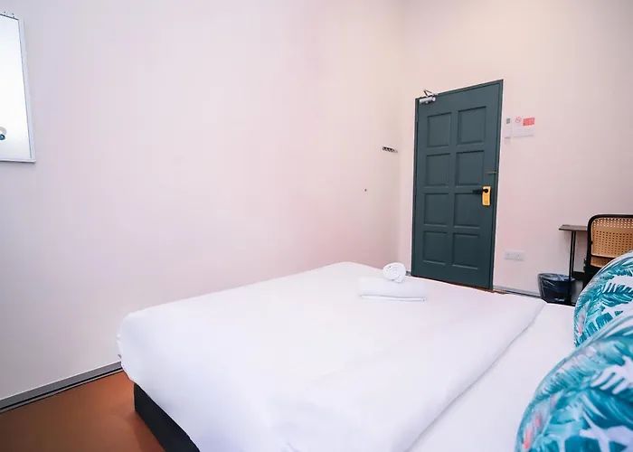 Swing & Pillows - 75 Chulia St, Georgetown Penang