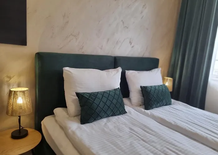 Dezudava Family Hotel