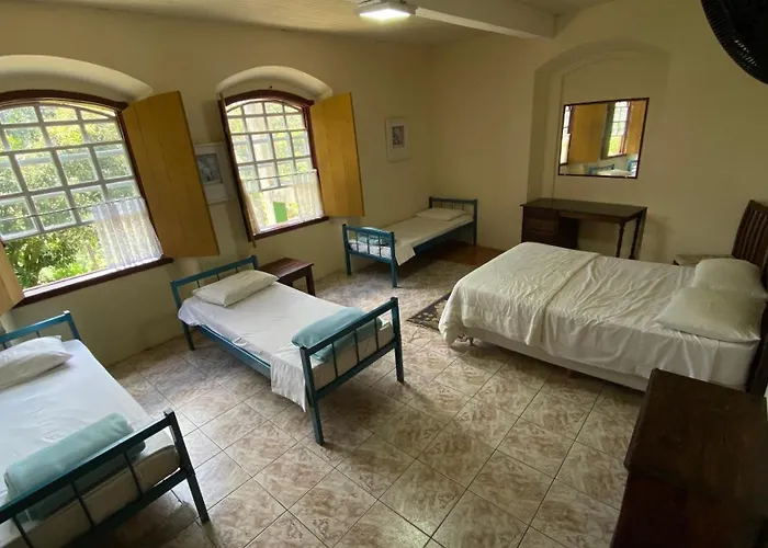 Brumas Ouro Preto Hostel e Pousada