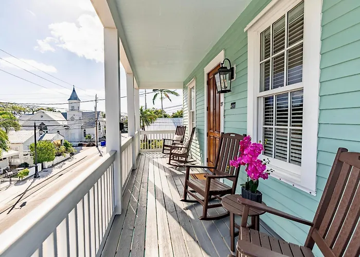 Sombrero Reef Light Suite