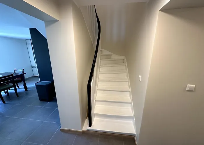 Helfant Luxembourg Deluxe Double Room 5