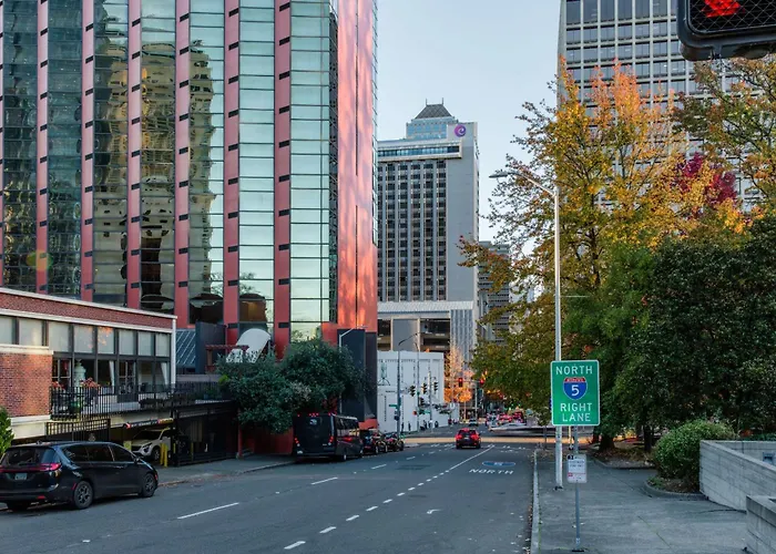 Coast Seattle Downtown Hotel By Apa
