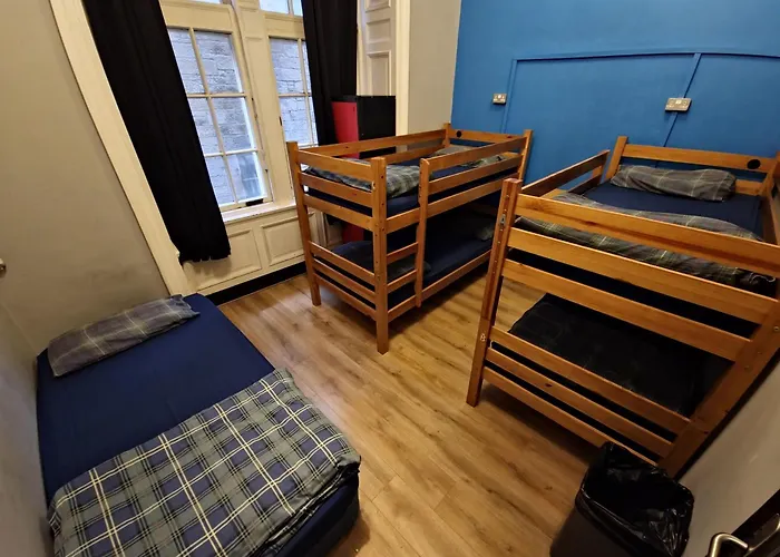 Edinburgh Backpackers - Over 18S Only
